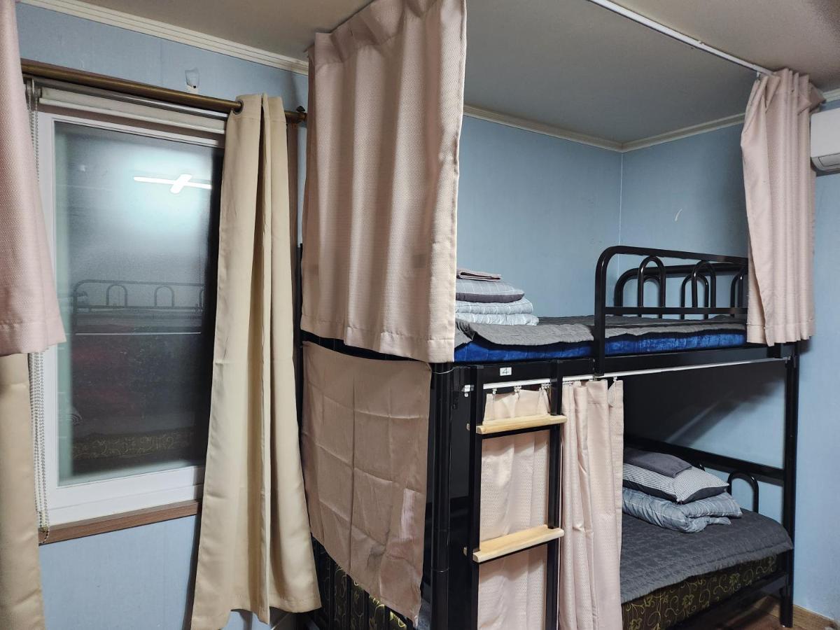 버즈네스트 홍대 - 외국인 전용 호스텔